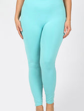 Load image into Gallery viewer, Women Plus Size Leggings
