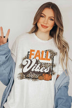 Load image into Gallery viewer, FALL VIBES PUMPKIN LEOPARD GRAPHIC TEE
